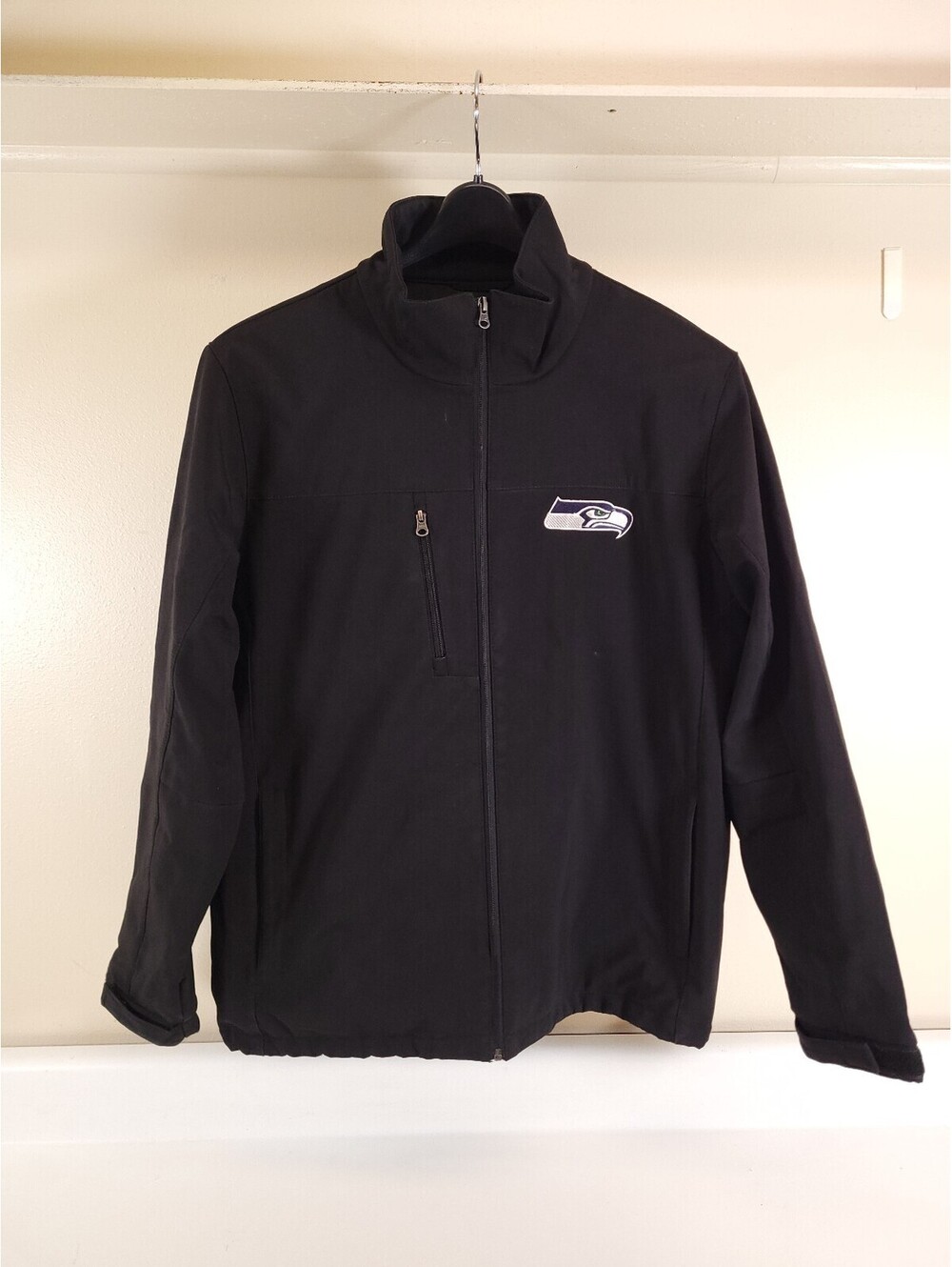 Seattle Seahawks Jacket Mens L Black NFL Official Full Zip Windbreaker